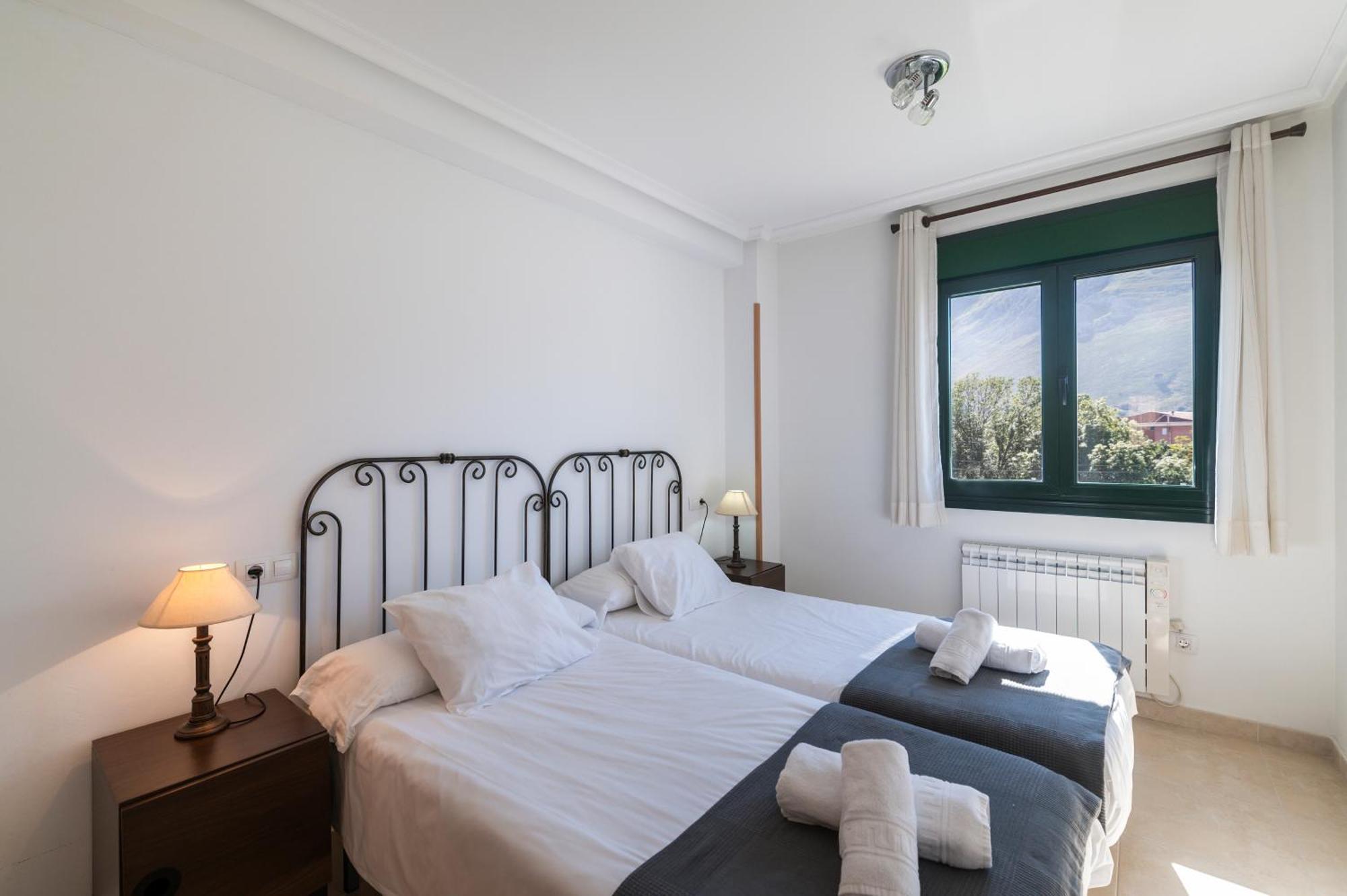 Tarantino, Apartamento Con Piscina, Playa A 3 Km Vut-2505-As Llanes Buitenkant foto