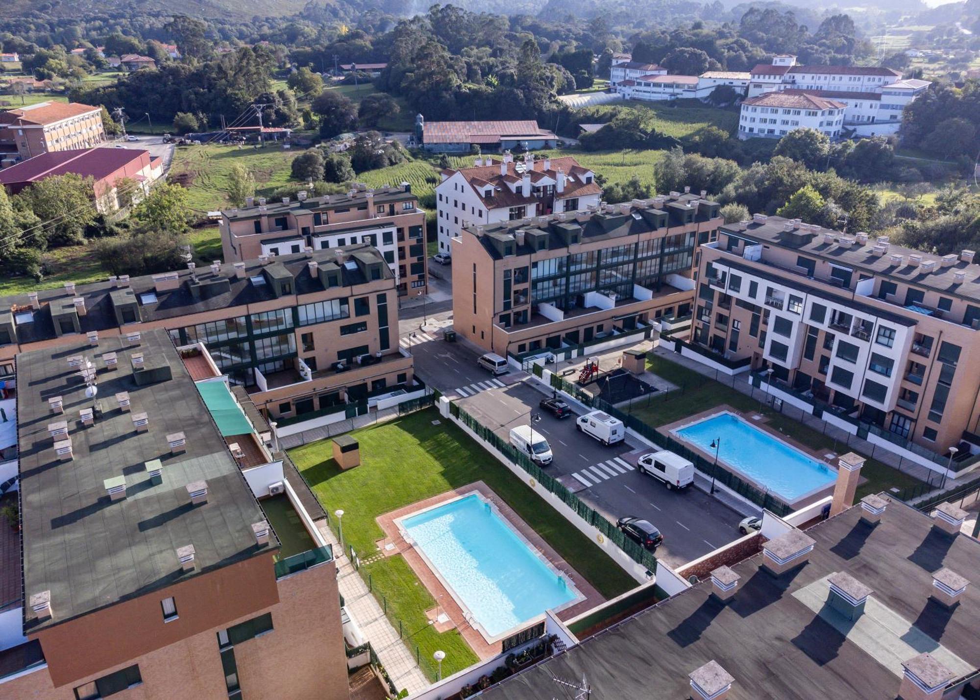 Tarantino, Apartamento Con Piscina, Playa A 3 Km Vut-2505-As Llanes Buitenkant foto